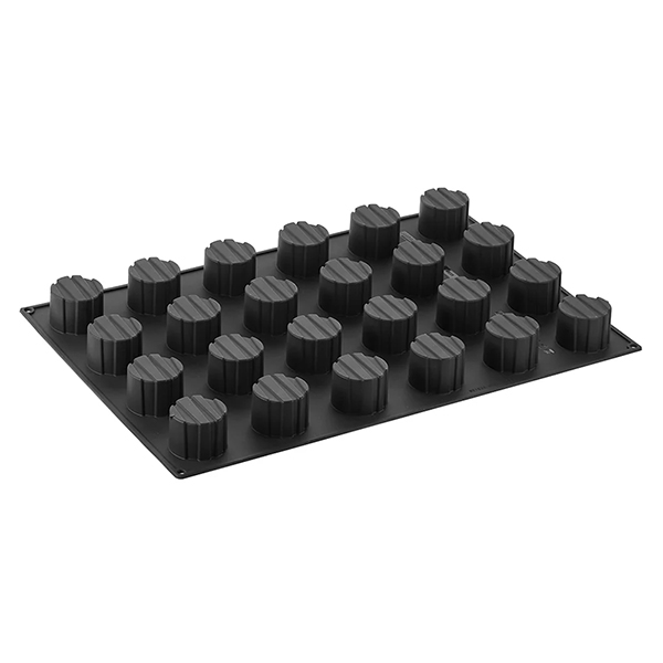 303101A