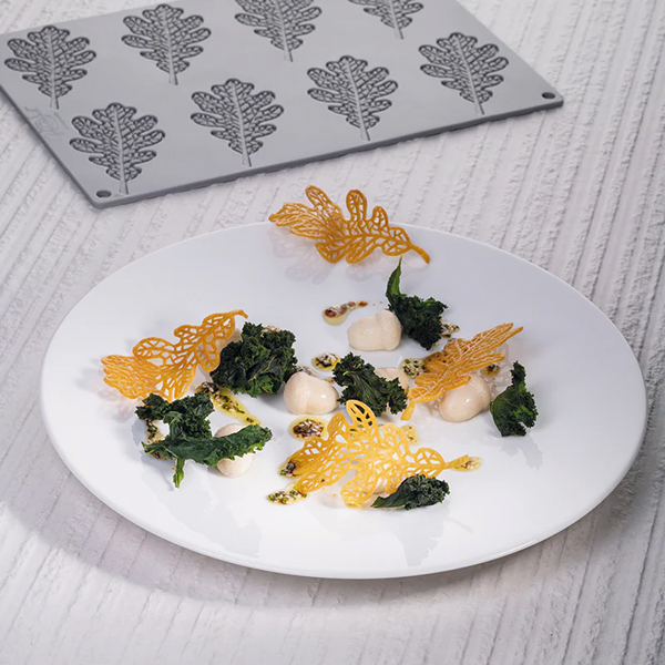 SILICONE OAK TREE GG048