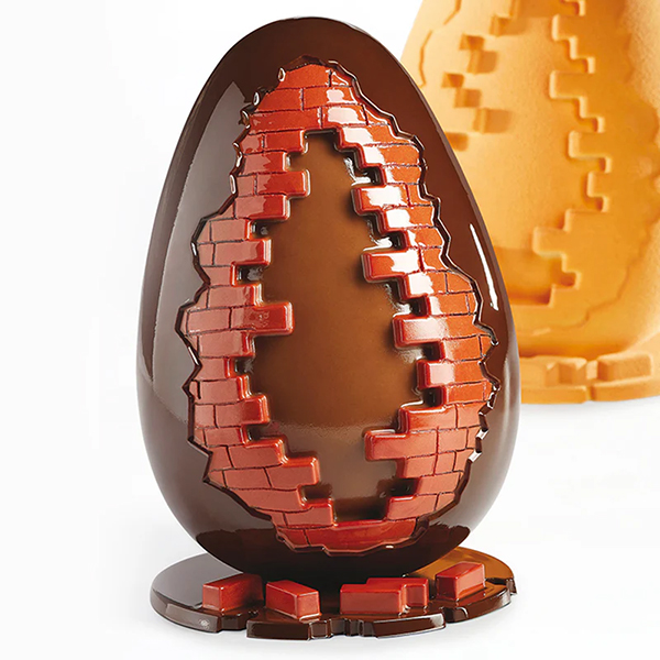 EGG CHOCOLATE MOULD THE WALL KT168