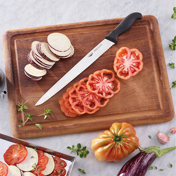 KNIVES WITH PLASTIC HANDLE