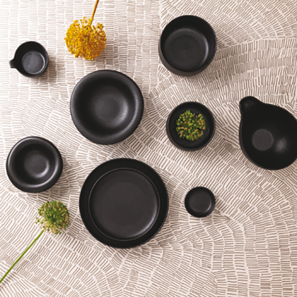 BLACK CLAY